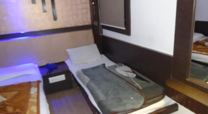 Hotel Yatri International Új-Delhi Kültér fotó
